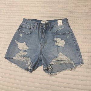 Abercrombie & fitch boyfriend shorts BRAND NEW!!!